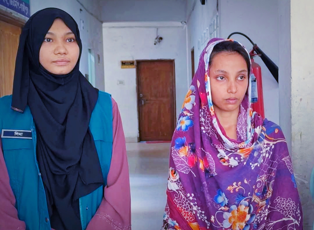 টঙ্গীতে স্বামীর গো.প.না.ঙ্গ কে.টে হাতে নিয়ে থানায় হাজির স্ত্রী