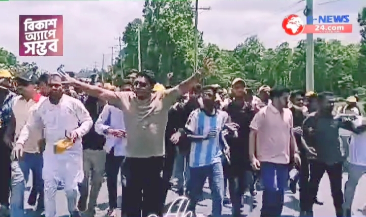 গাজীপুরে ময়মনসিংহ মহাসড়কে ছাত্রলীগের মিছিলের ভিডিও ভাইরাল