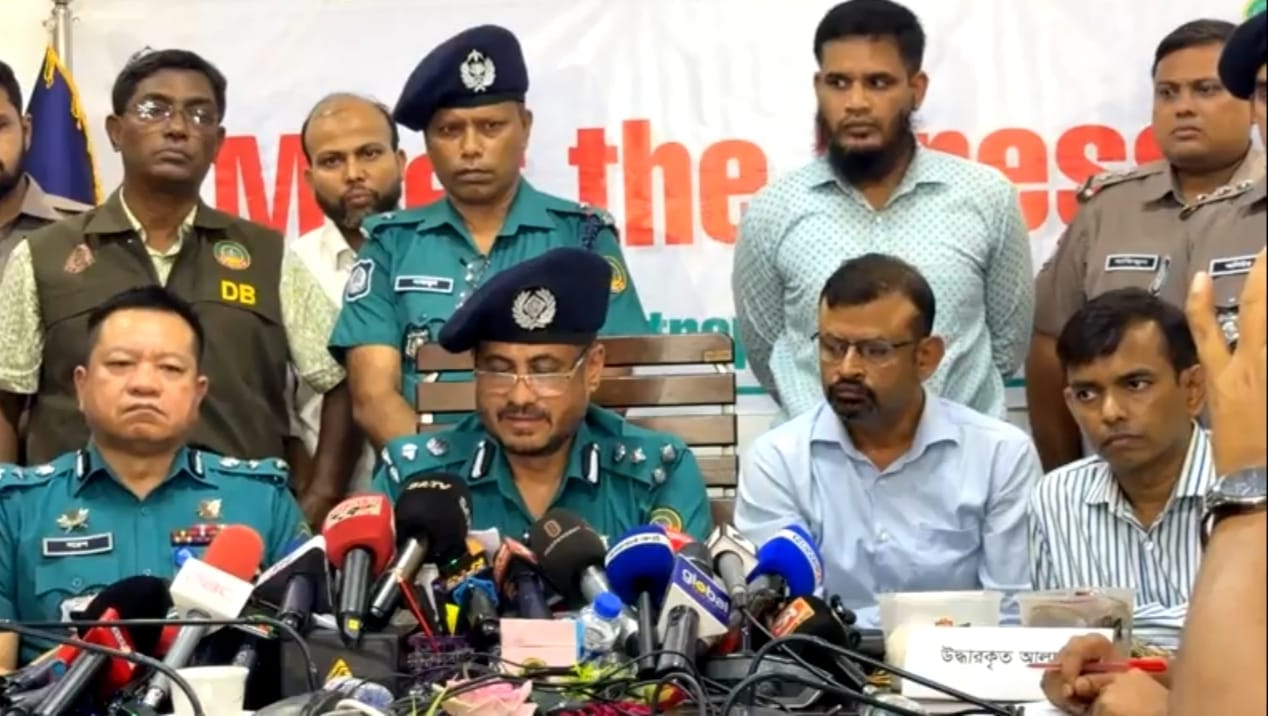 রংপুরে চার খুন: ইয়াবার আড্ডায় শিক্ষক পরিবার নিঃশেষ, ডাকাতির নাটক