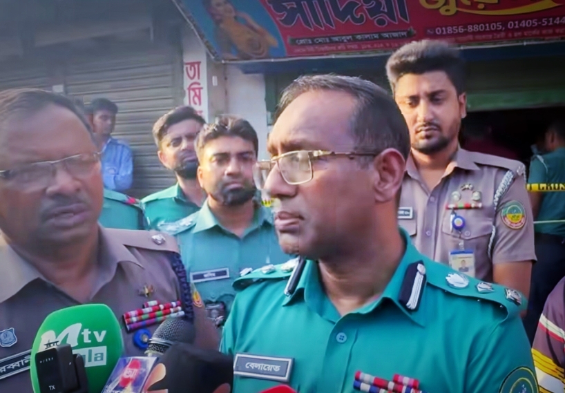 গাজীপুরে জুয়েলারি দোকানের ভেতর থেকে ব্যবসায়ীর গ.লা.কা.টা ম.র.দে.হ উদ্ধার